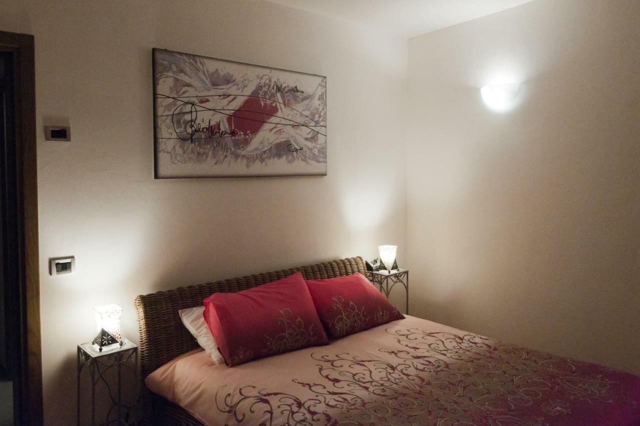 Casale Del Sole Garda Bed & Breakfast Monzambano Luaran gambar